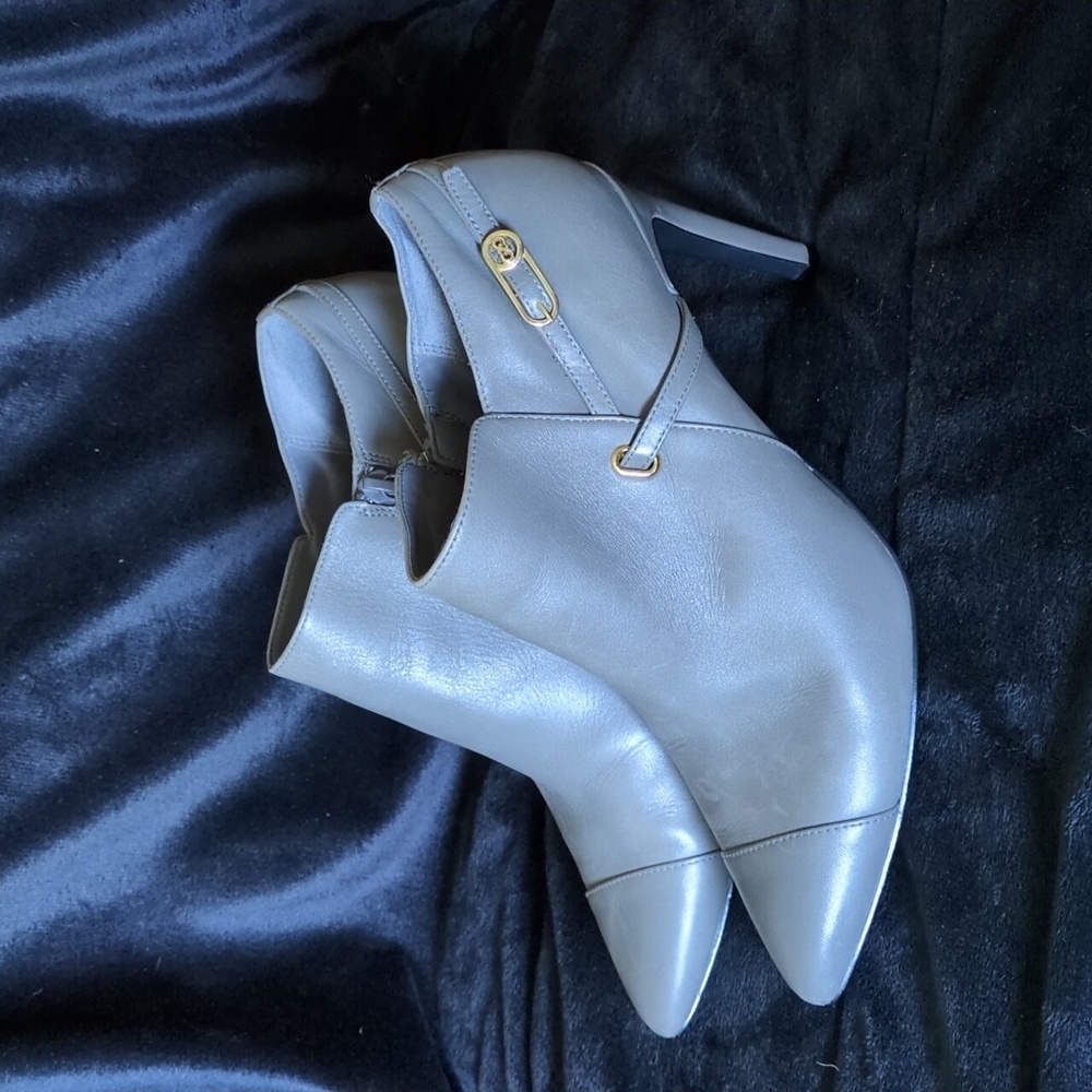 Women's Cole Haan Yasmin Ankle Booties sz 9.5​​ - Picture 4 of 6